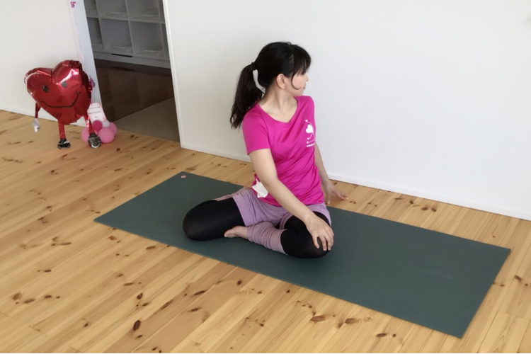 骨盤ストレッチ