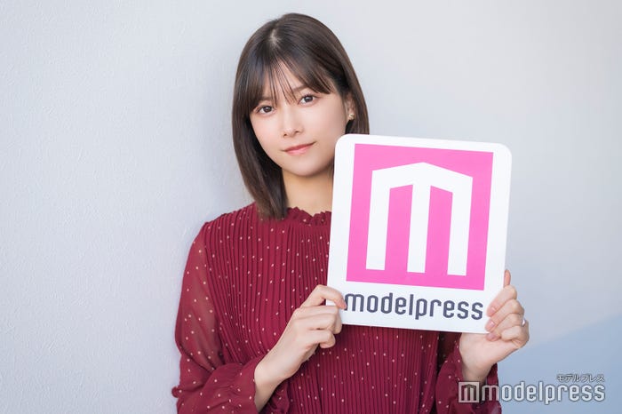モデルプレスのインタビューに応じた渡邉理佐(C)モデルプレス