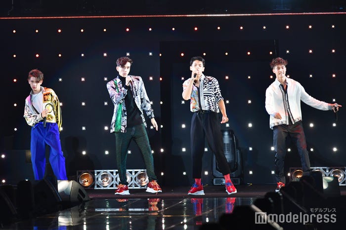 INTERSECTION (C)モデルプレス