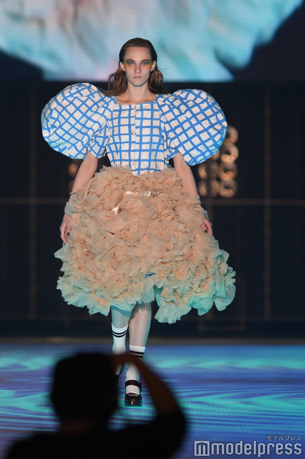 （C）モデルプレス