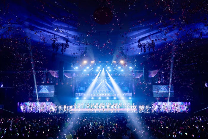「MX祭り!AKB48 60th Single『久しぶりのリップグロス』発売記念コンサートin武道館2022~リベンジ!新チームお披露目コンサート~」より(C)AKB48