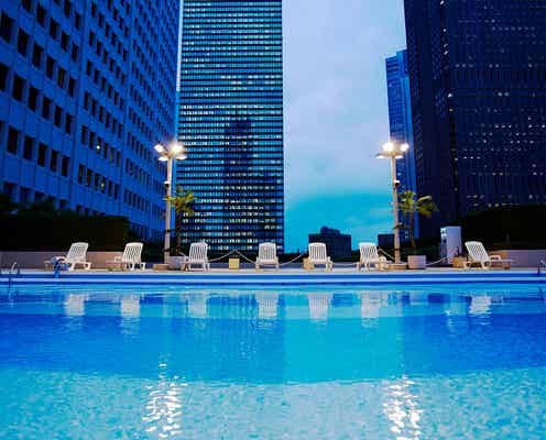 京王プラザホテル「スカイプール」がプール開き ドラマチックな景色を望む都会のオアシス