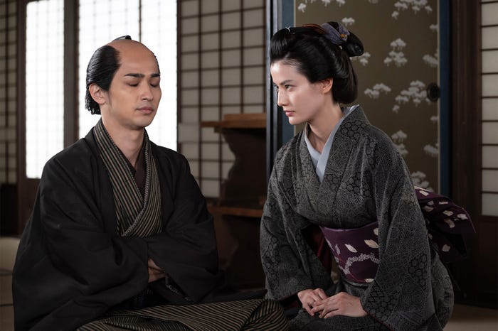 横浜流星、橋本愛「べらぼう~蔦重栄華乃夢噺~」第37話(C)NHK