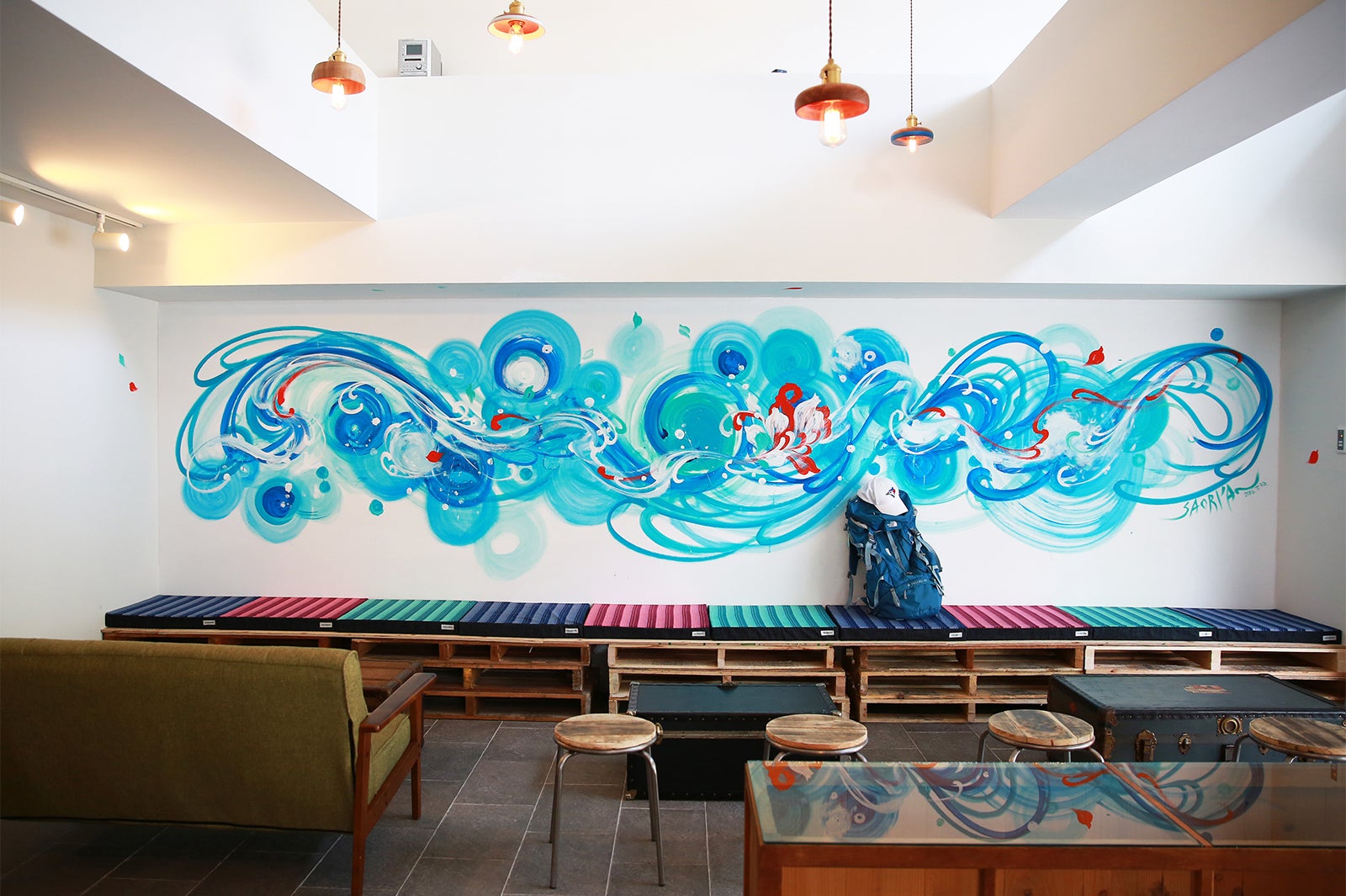 神田さおりさんによるウォールアート／画像提供：トルビ