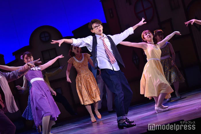 指先足先まで意識したダンスと表情管理が完璧だった深田竜生/ミュージカル「魔女の宅急便」公開ゲネプロより(C)モデルプレス