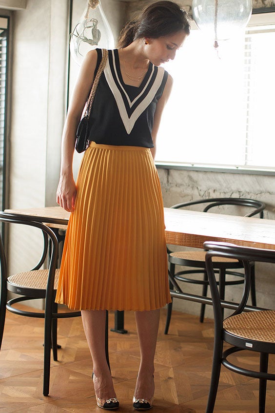 ジョーゼットアコーディオンプリーツスカート「STYLEST」2,500円（税別）／画像提供：STYLEST