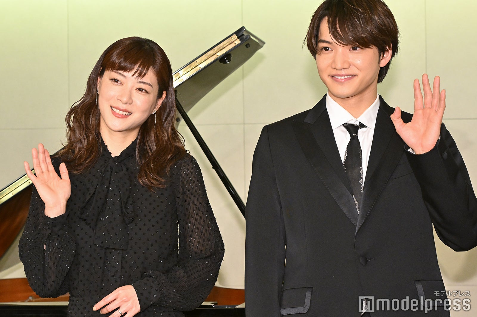 上野樹里、三浦宏規（C）モデルプレス