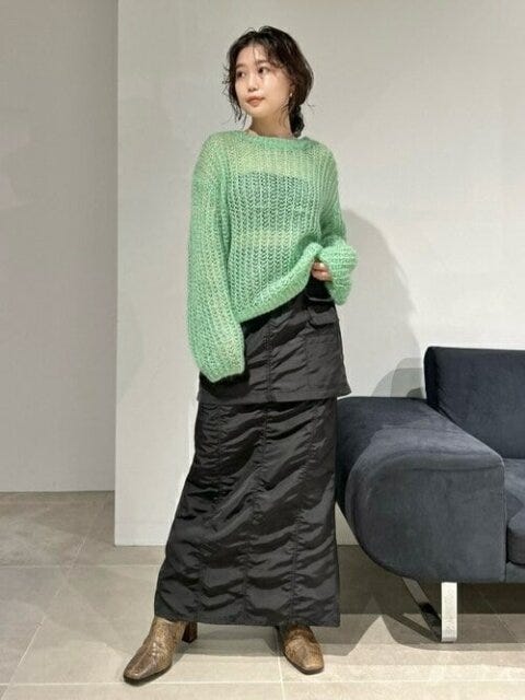 黒スカートコーデ