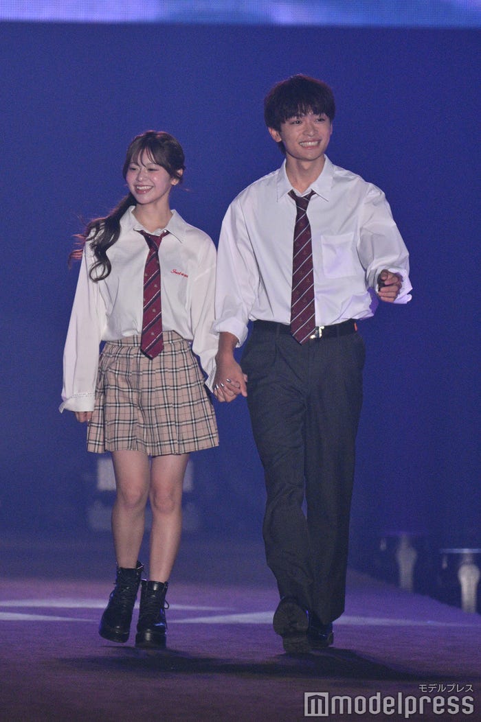 米澤りあ、黒木聖那(C)モデルプレス