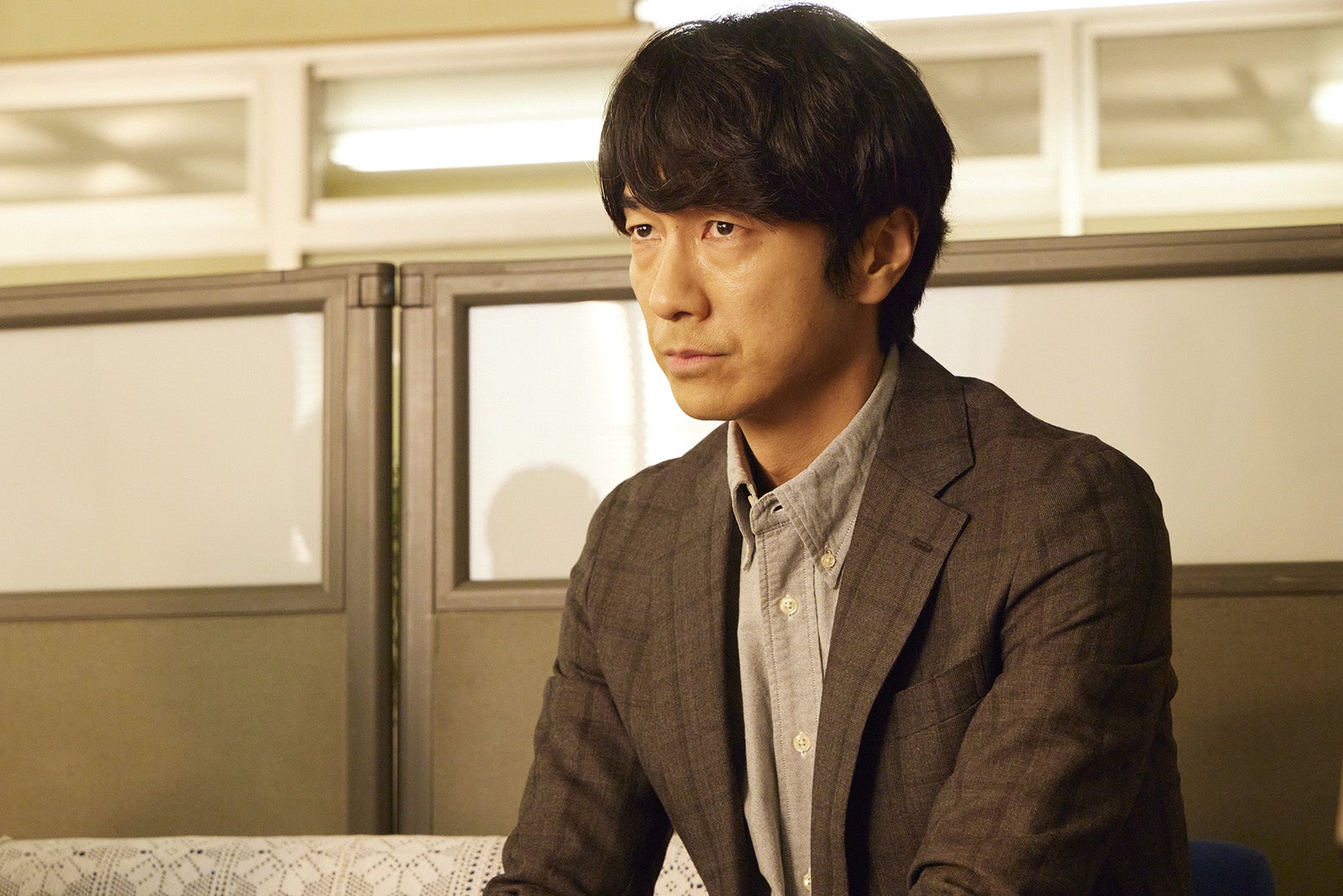 眞島秀和／「純愛ディソナンス」第1話より（C）フジテレビ