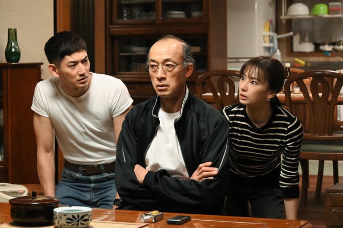 永山瑛太、酒向芳、北川景子「リコカツ」第2話より(C)TBS