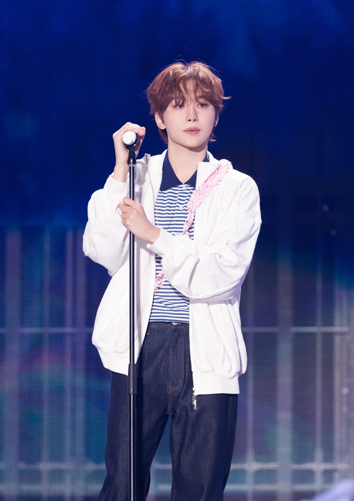 SEUNGKWAN/SEVENTEEN(P)&(C) PLEDIS Entertainment