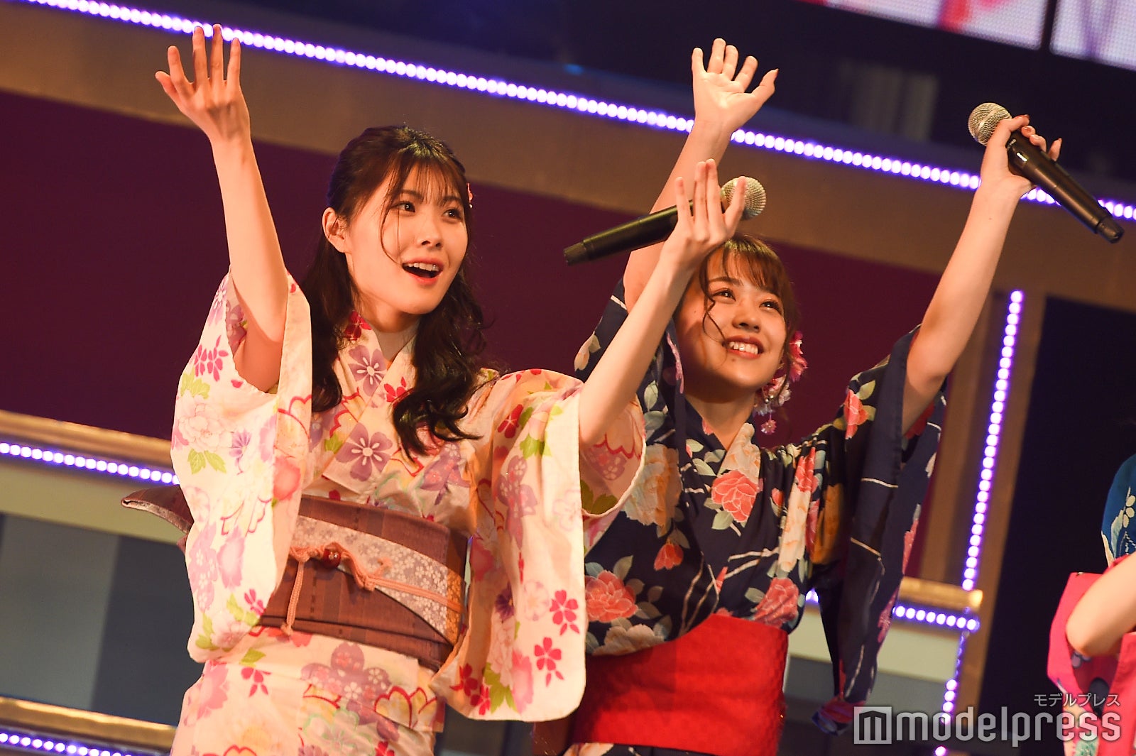 谷真理佳、篠崎彩奈「AKB48グループリクエストアワー セットリストベスト100 2019」 （C）モデルプレス