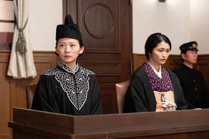 伊藤沙莉、岡本玲「虎に翼」第36話(C)NHK