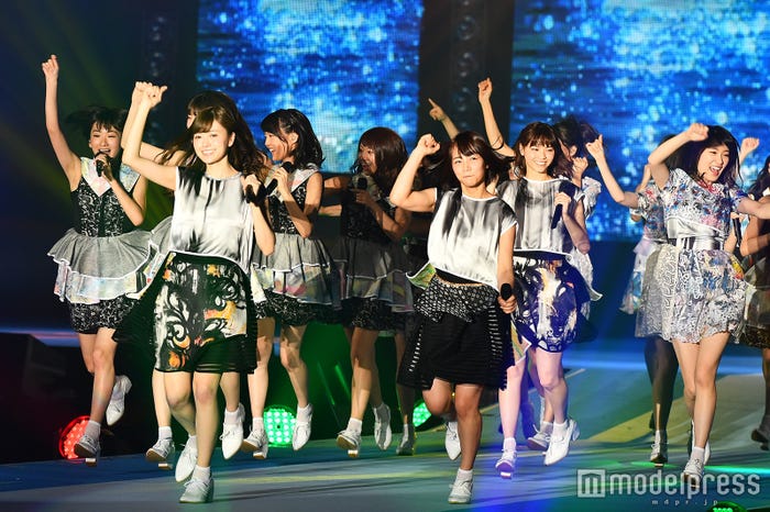 乃木坂46(C)モデルプレス