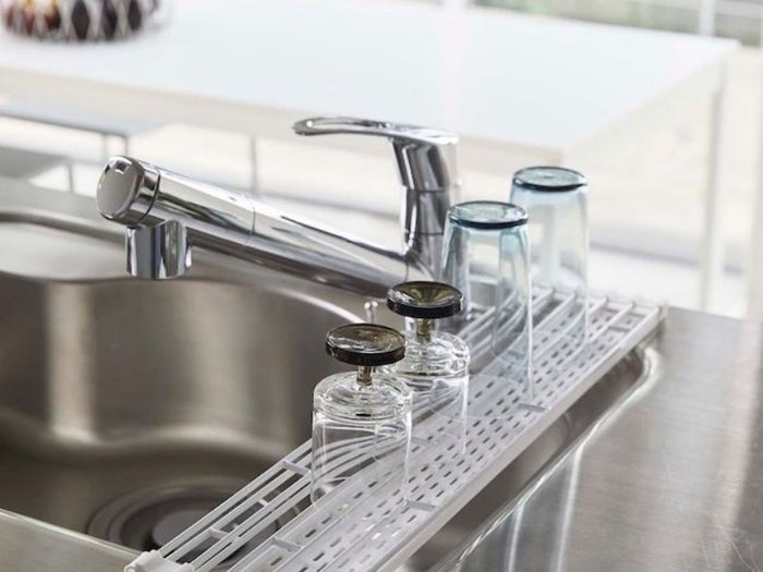 キッチンの水回りのストレス解消 収納 掃除にも役立つ 便利アイテム 7選 モデルプレス キッチンの水回りのストレス解消 収納 掃除にも役立つ 便利アイテム 7選 モデルプレス
