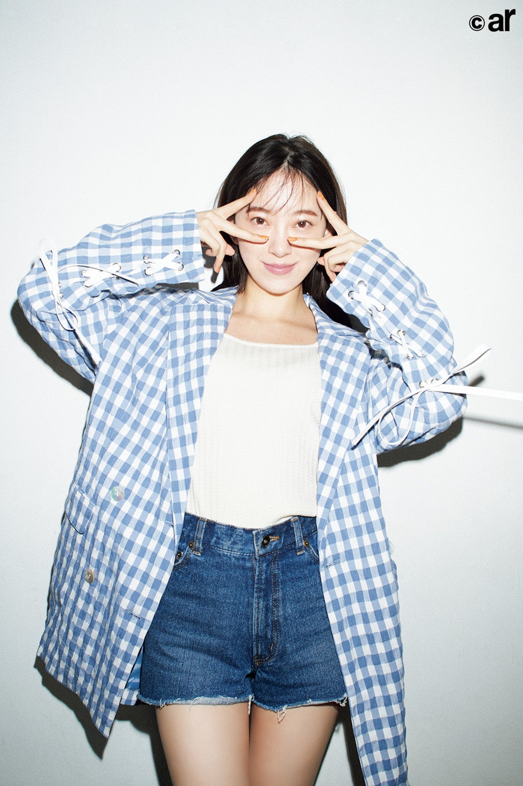 画像1/18) 白石麻衣、美背中を披露「いつかは結婚も」恋愛観語る
