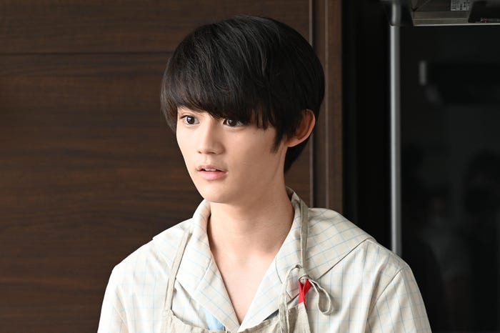 藤原大祐/ドラマ「おじさんはカワイイものがお好き。」第1話より(画像提供:読売テレビ)