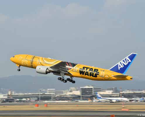 「スター・ウォーズ」C-3PO特別ジェットが空へ!飛行機まるごとイエロー一色