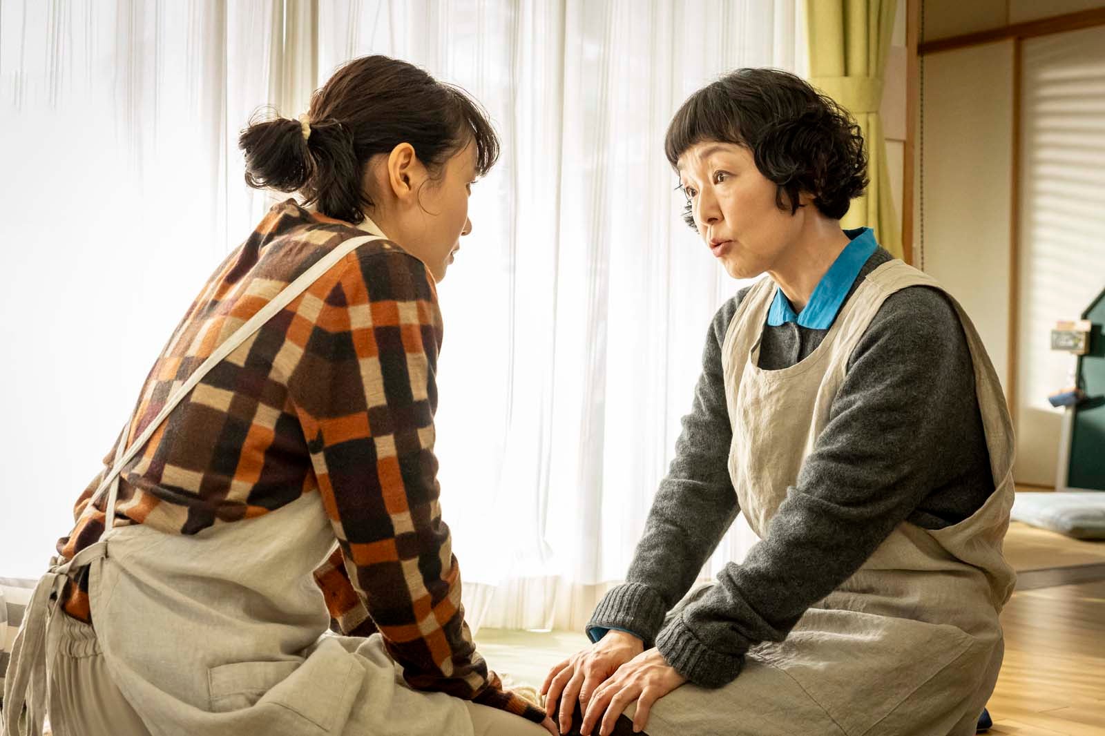 奈緒、小林聡美「春になったら」第5話より（C）カンテレ