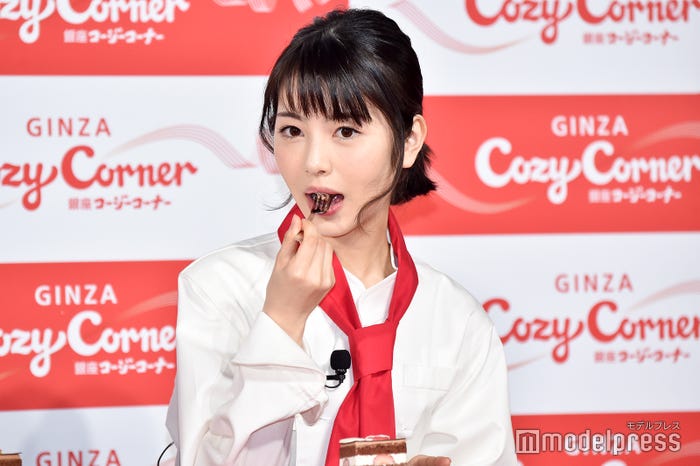 浜辺美波(C)モデルプレス