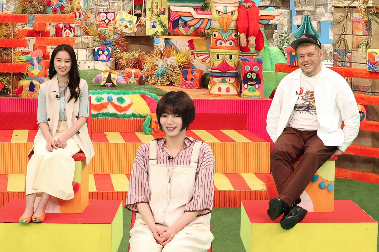 （左から）堀田真由、池田エライザ、くっきー！（C）フジテレビ