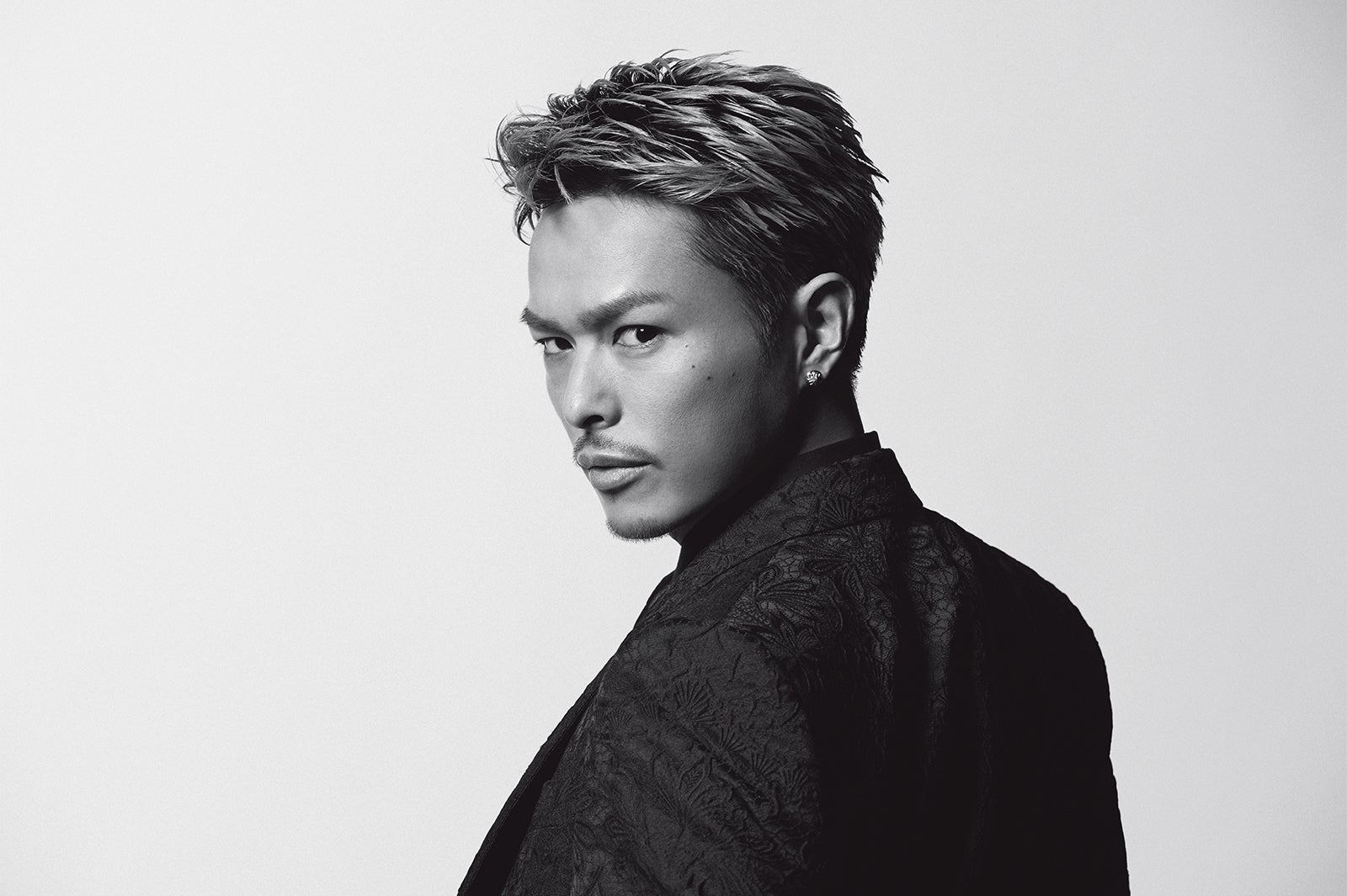 今市隆二／「月刊EXILE」5月号より（画像提供：LDH）