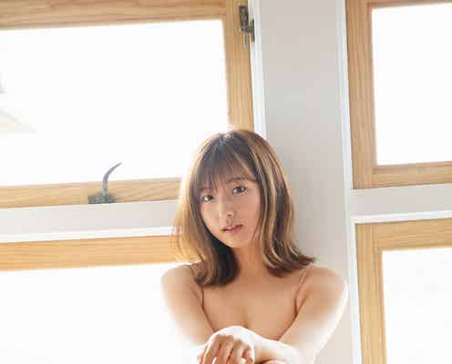 搗宮姫奈、初水着で美ボディ披露 大胆ポーズにも挑戦