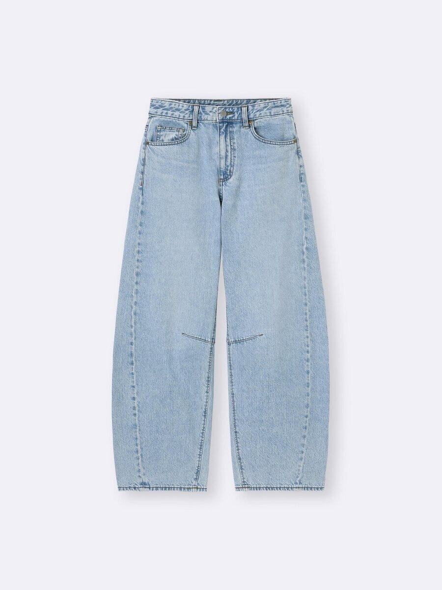 2026gu大人女性おすすめバレルレッグジーンズ