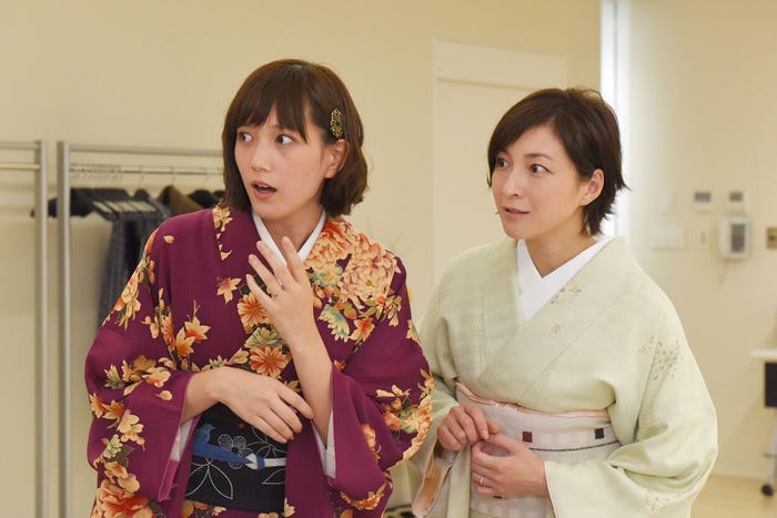 本田翼、広末涼子/「奥様は、取り扱い注意」第2話より(画像提供:日本テレビ)