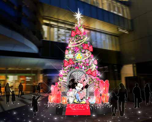 ミッキー&ミニーがハグ!クリスマスの渋谷にディズニーの巨大ツリー登場