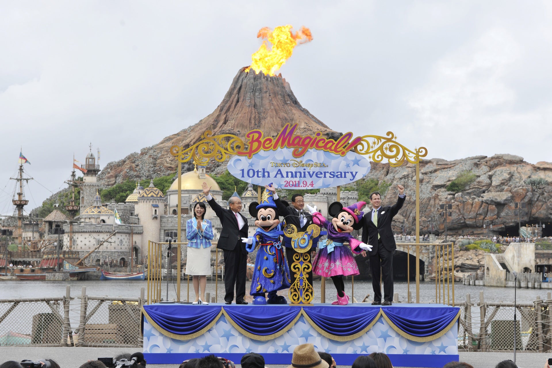 東京ディズニーシー10周年“Be Magical！”（C）Disney