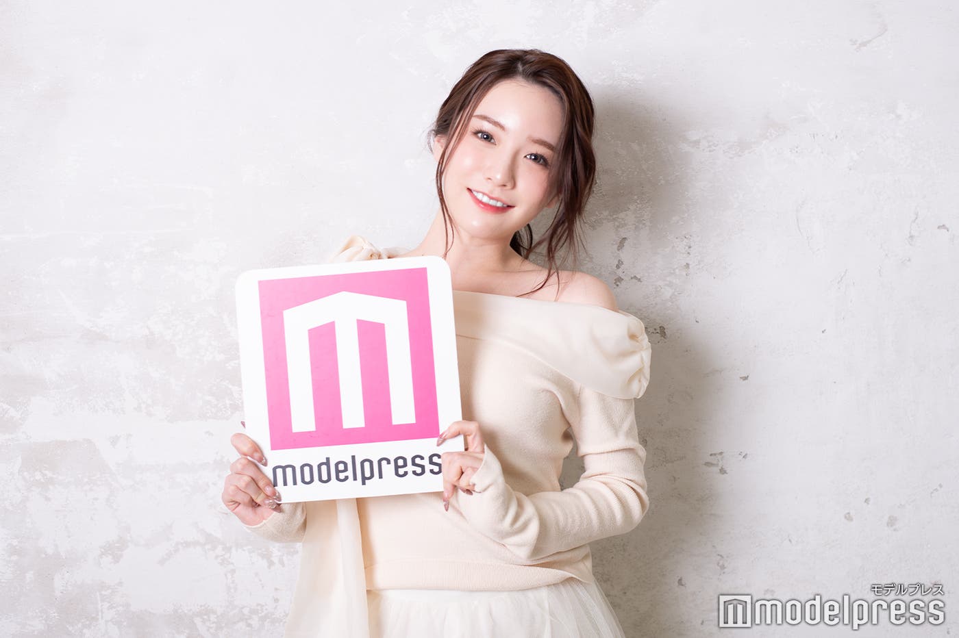 AYANE(C)モデルプレス