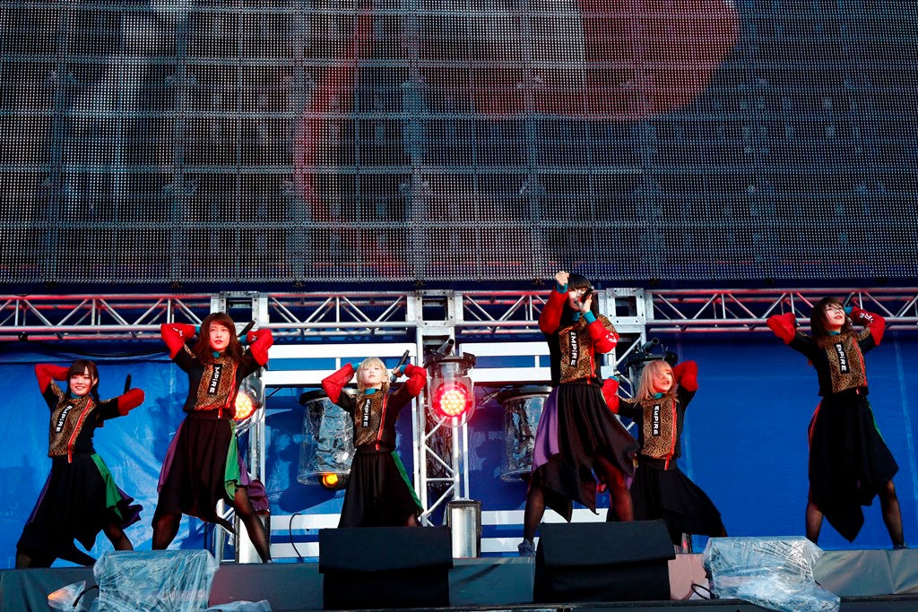 25日に出演したEMPiRE （写真提供：avex）
