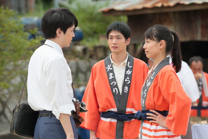 (左から)林遣都、松下洸平、戸田恵梨香(C)NHK