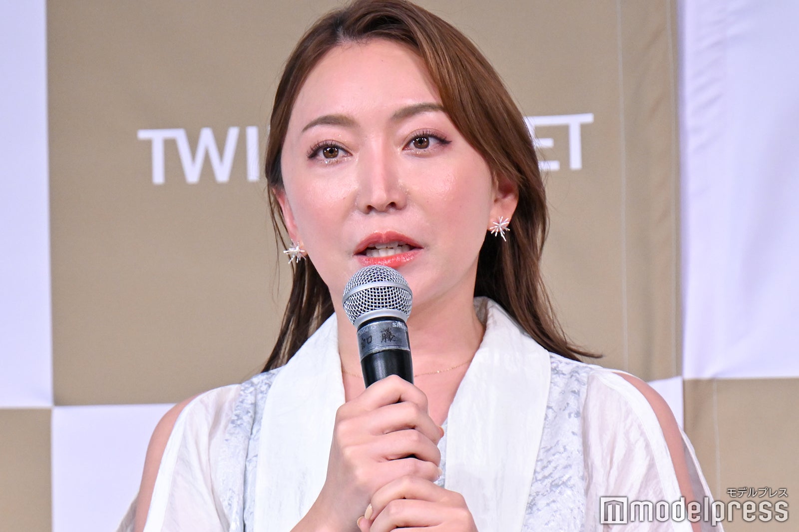 加藤綾菜（C）モデルプレス