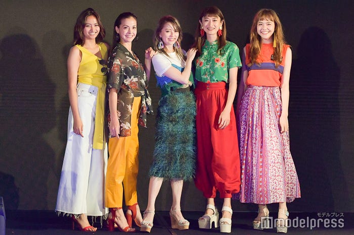 香川沙耶、土屋アンナ、香里奈、山田優、松井愛莉(C)モデルプレス
