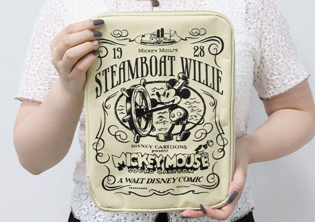 ディズニー ミッキー 蒸気船ウィリー ポーチ ムック本 ムック 付録 人気 おすすめ オススメ 宝島社 宝島 レビュー 便利 優秀 当たり 最高 2023 ディズニー ミッキー 蒸気船ウィリー ポーチ マルチポーチ ミッキーマウス