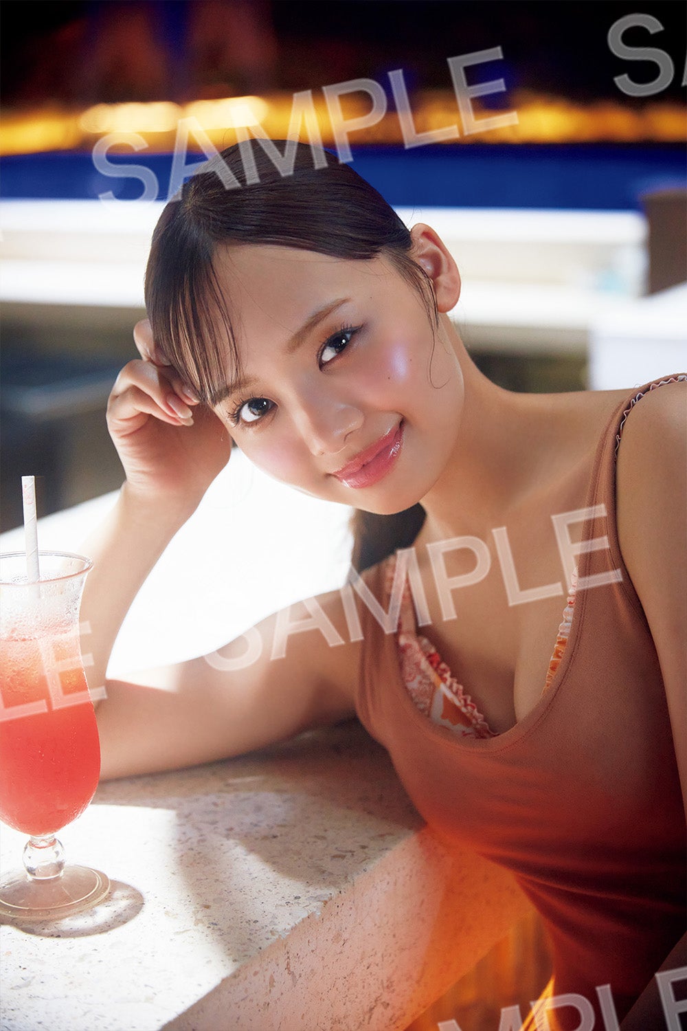 日向坂46 濱岸ひより1st写真集「もしも」B3ポスター／HMV＆BOOKS onlineおよび‬全国のHMV店舗（HMV record‬ shopは除く）：撮影／三宮幹史（TRIVAL）
‭