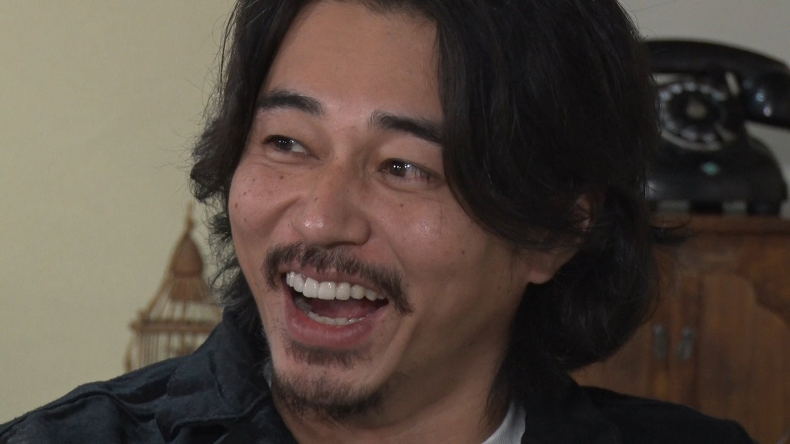 東出昌大、スキャンダル後初バラエティー番組復帰 山ごもり生活する理由・恋愛観明らかに