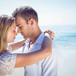 そのハグに気持ちある 男性のハグの仕方で分かる 本気度 モデルプレス