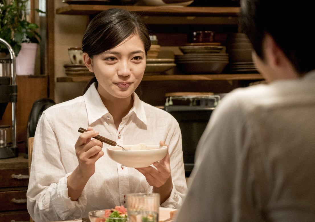 川口春奈×林遣都“刺激的”な同居生活でみせたオトナの表情