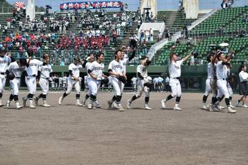 福山が同校史上初のベスト4進出 投打かみ合い広島城北に六回コールド勝ち 次戦の舞台はマツダスタジアム エース・来山「憧れのマウンド」