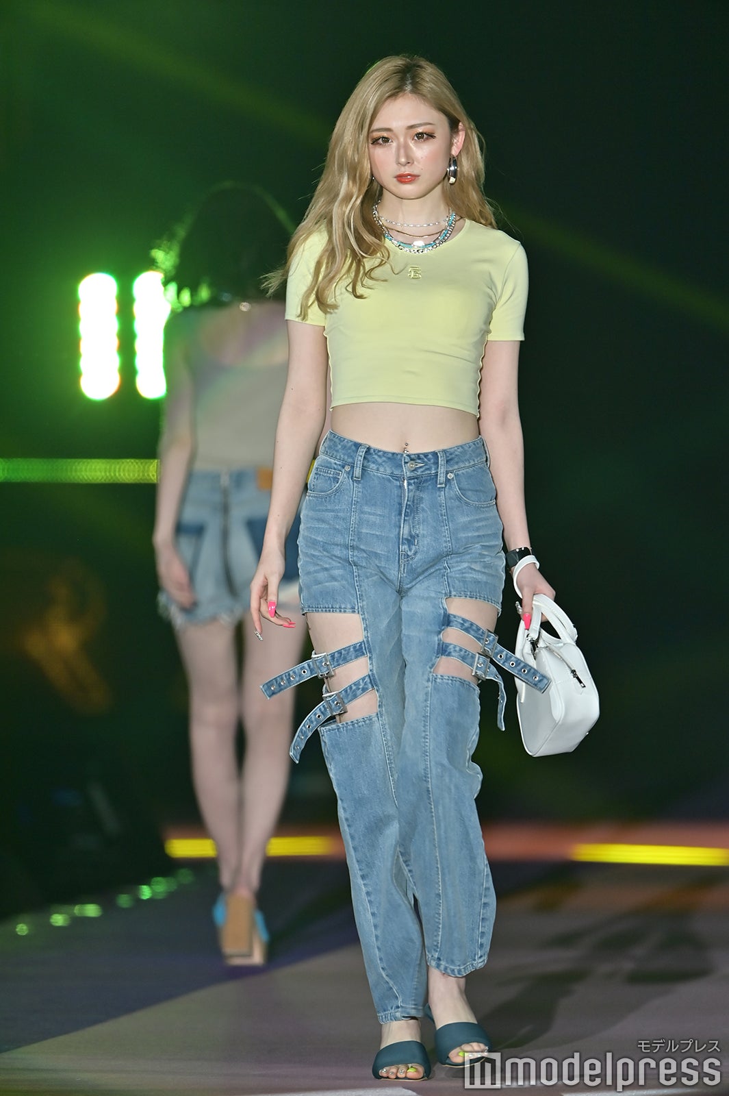 （C）モデルプレス