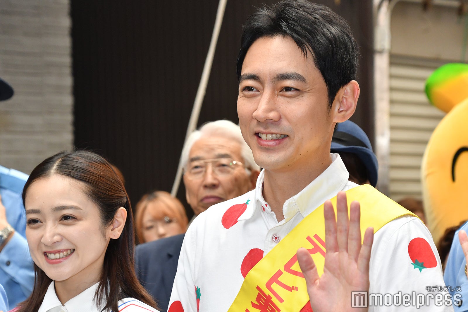 安達祐実、小泉孝太郎 （C）モデルプレス