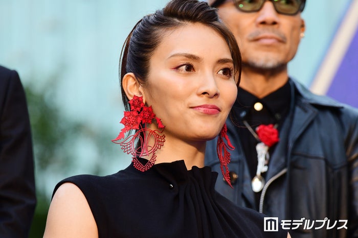 秋元才加、ハンサムショートにイメチェン「かっこよすぎる」「雰囲気変わる」と反響