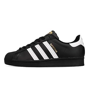 「adidas(アディダス)」