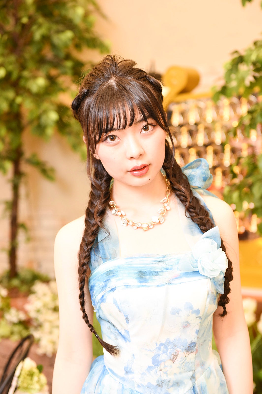 しま （C）モデルプレス