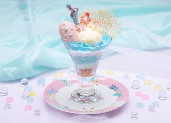 マーメイドプリンセスパフェ税込1,210円(C)EPOCH