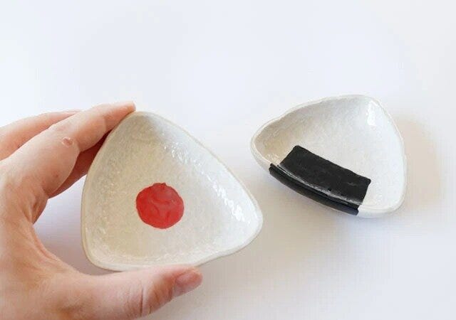 セリア　小皿　おにぎり